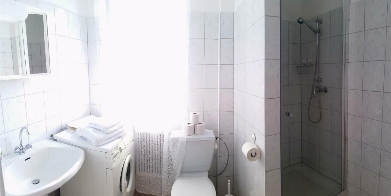 Apartment Nahe Rosenhuegel เวียนนา ภายนอก รูปภาพ