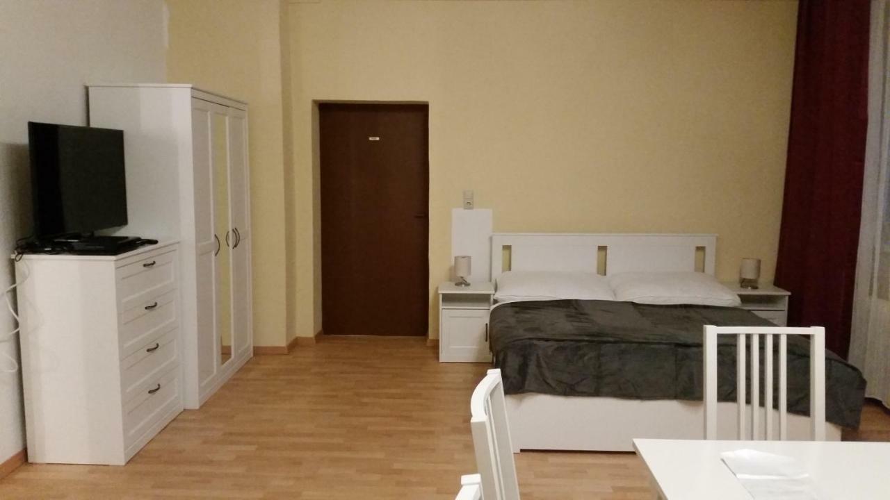Apartment Nahe Rosenhuegel เวียนนา ภายนอก รูปภาพ