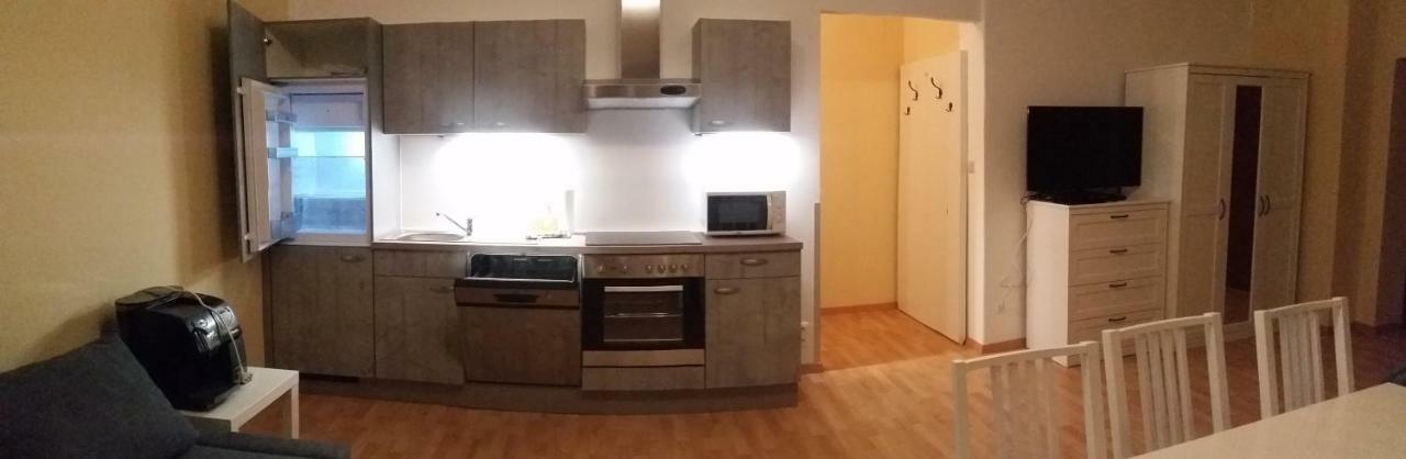 Apartment Nahe Rosenhuegel เวียนนา ภายนอก รูปภาพ